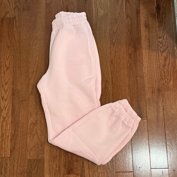 Comfrt Pants - Comfrt Minimalist Sweatpants - Pale Pink - Small